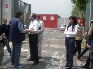 Antonio Di  Pietro e Marylin Fusco durante la campagna elettorale del marzo 2010